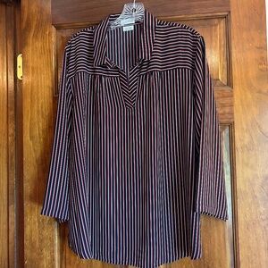 Women’s VanHeusen blouse